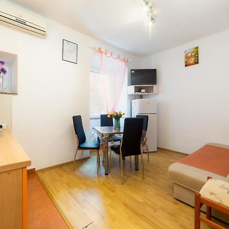 Apartment Kalalarga Makarska Exteriör bild