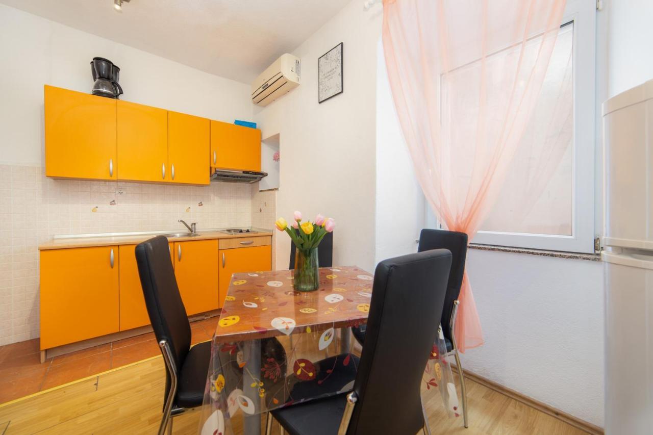 Apartment Kalalarga Makarska Exteriör bild